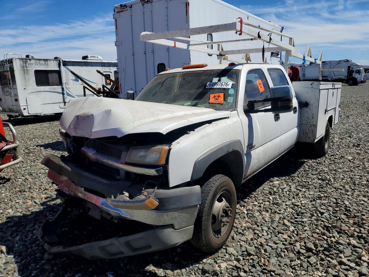 2004 CHEVROLET SILVERADO C3500 | 1GBJC33104F122883 | UPCARS