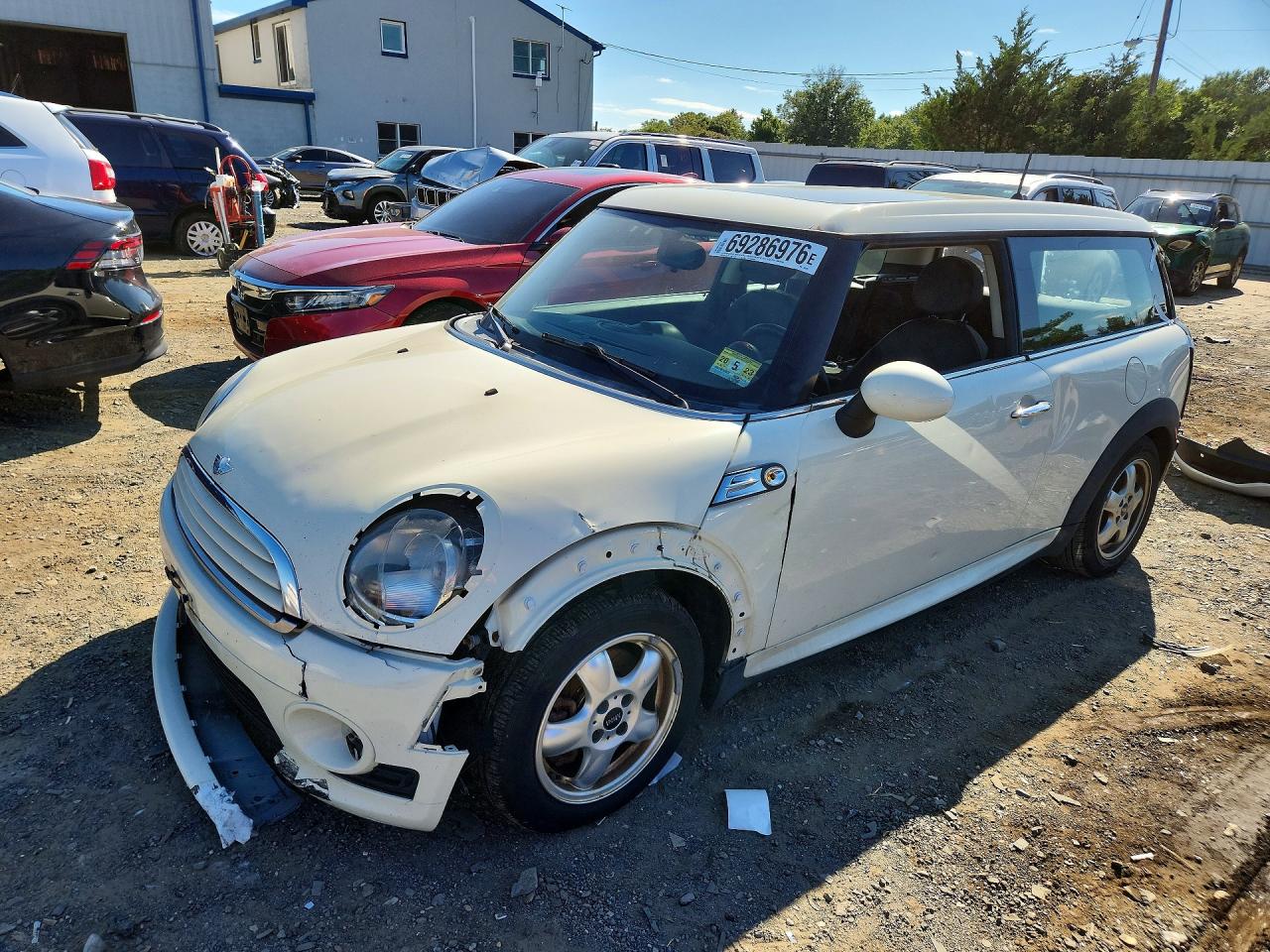 2011 MINI COOPER CLUBMAN | WMWZF3C56BT188505 | UPCARS