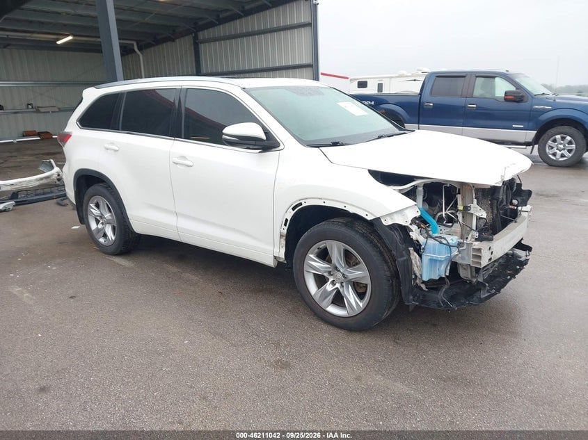 2015 TOYOTA HIGHLANDER LIMITED V6 | 5TDDKRFH9FS158677 | UPCARS