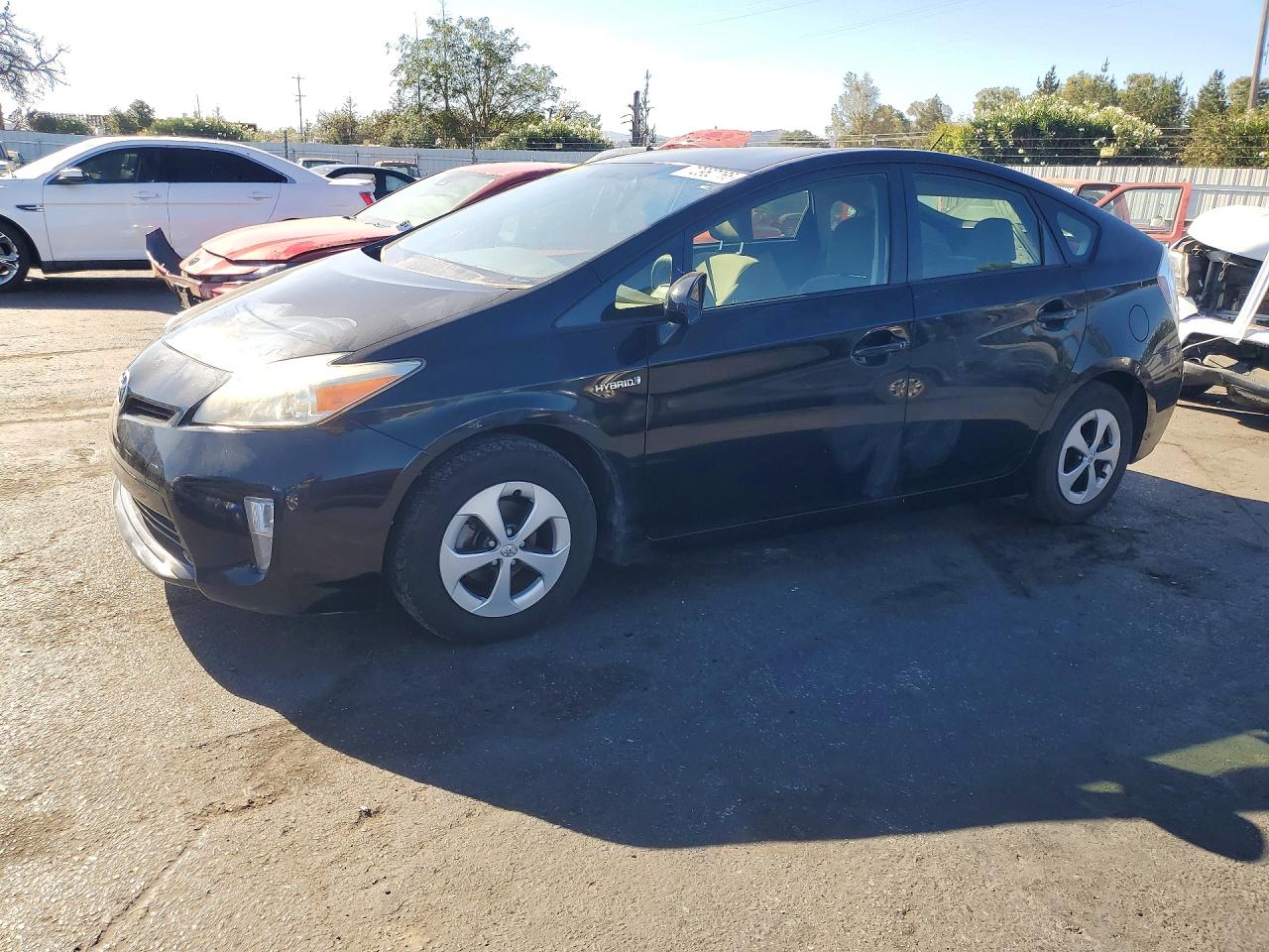 2015 TOYOTA PRIUS TWO | JTDKN3DU8F1978080 | UPCARS