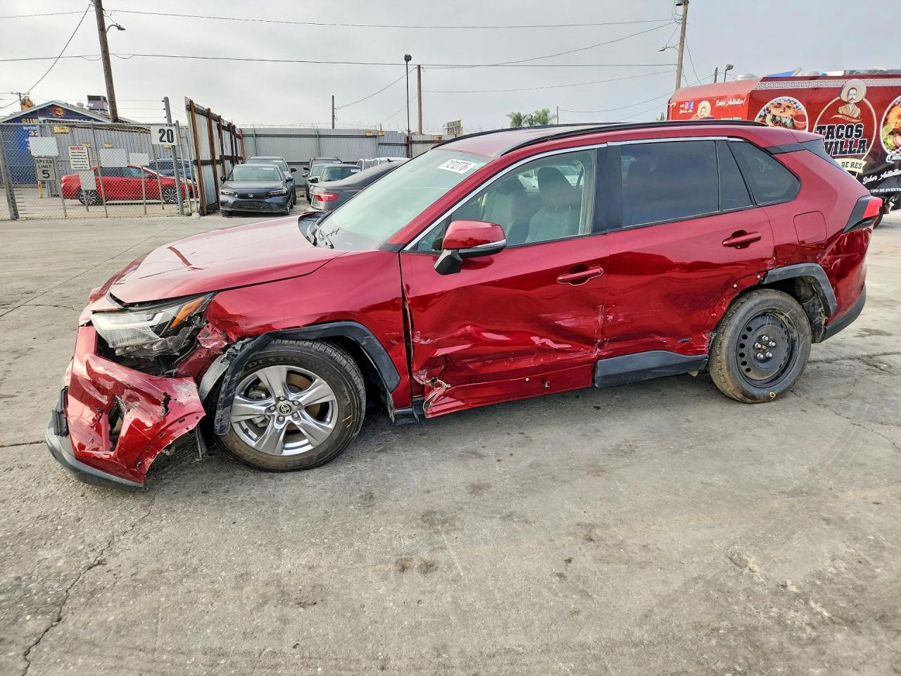 2024 TOYOTA RAV4 LE | JTMMWRFV7RD268637 | UPCARS