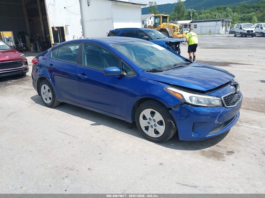 2017 KIA FORTE LX | 3KPFK4A76HE051352 | UPCARS