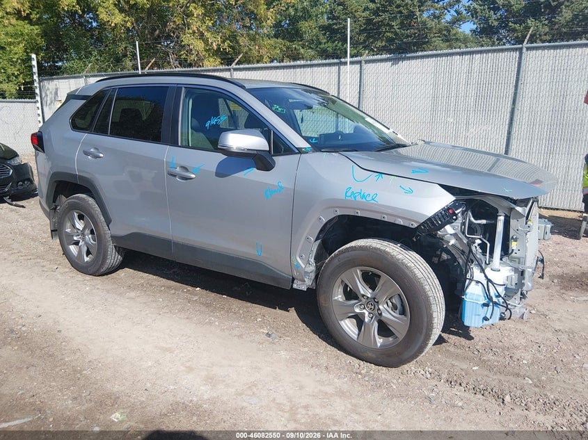 2025 TOYOTA RAV4 XLE | 2T3P1RFV8SW633086 | UPCARS