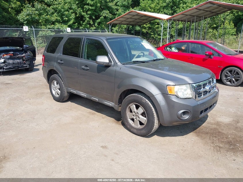 2010 FORD ESCAPE XLS | 1FMCU0C76AKD15431 | UPCARS