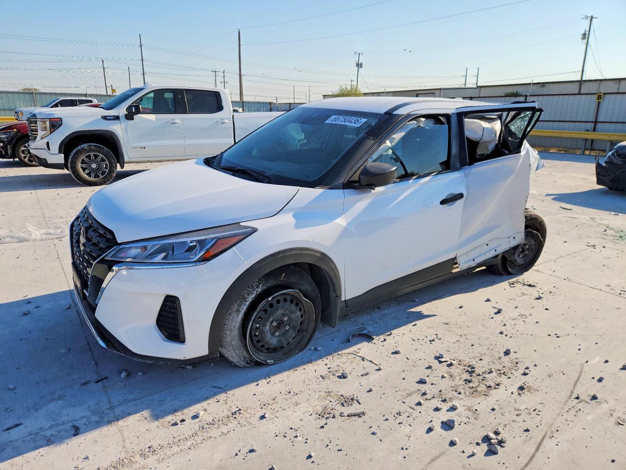 2025 NISSAN KICKS PLAY S | 3N1CP5BV8SL474706 | UPCARS