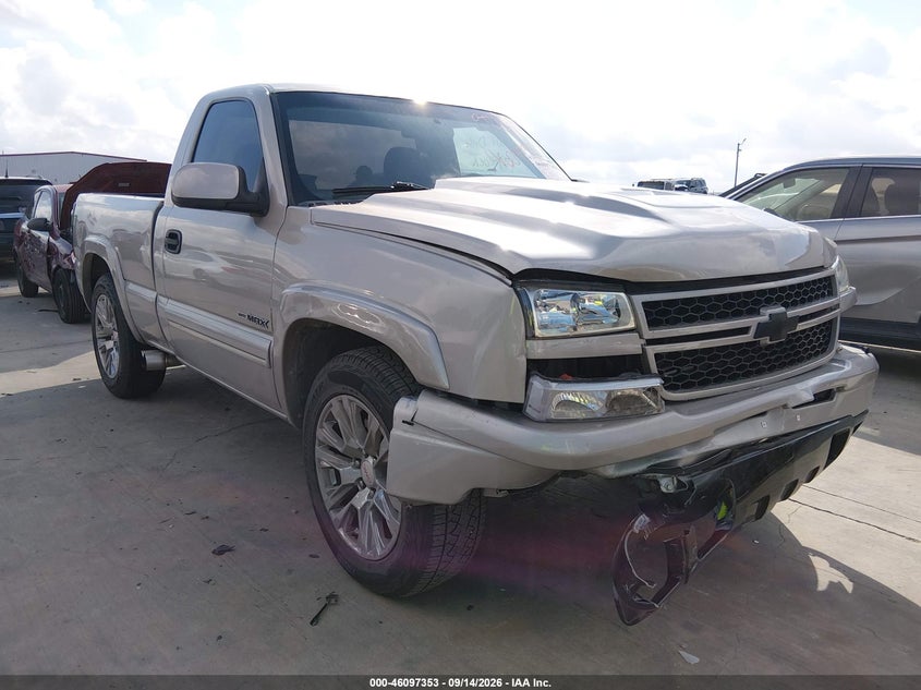 2000 CHEVROLET SILVERADO 1500 LS | 1GCEC14T9YZ136576 | UPCARS