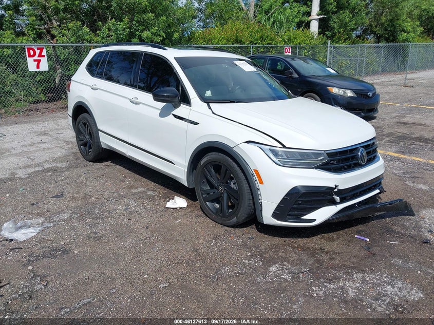 2024 VOLKSWAGEN TIGUAN 2.0T SE R-LINE BLACK | 3VVCB7AX3RM193378 | UPCARS