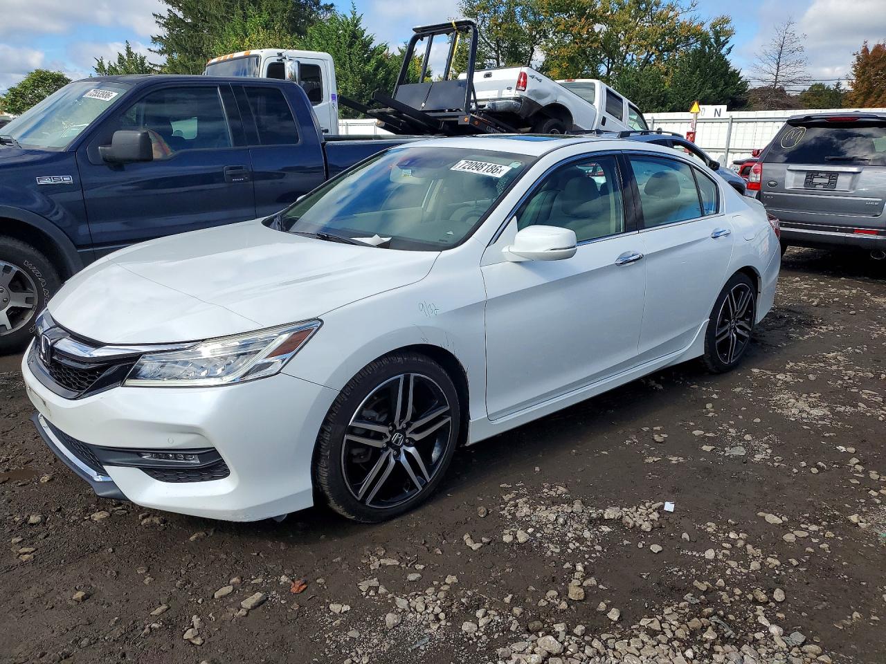 2017 HONDA ACCORD TOURING | 1HGCR3F90HA018015 | UPCARS