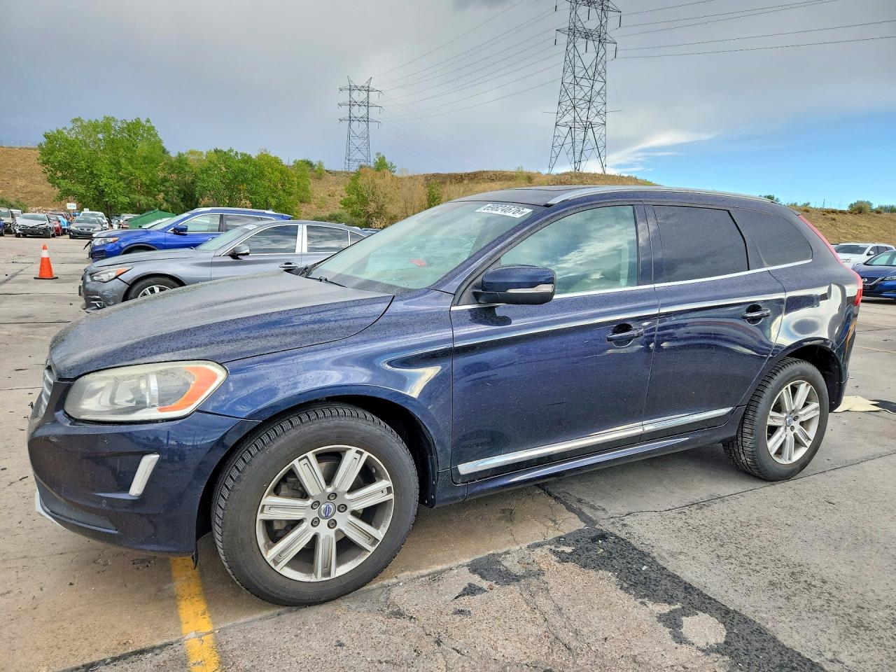 2016 VOLVO XC60 T6 PREMIER | YV4902RK8G2804405 | UPCARS