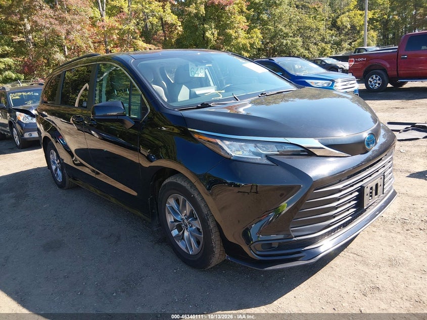 2023 TOYOTA SIENNA LE | 5TDBRKEC4PS164923 | UPCARS