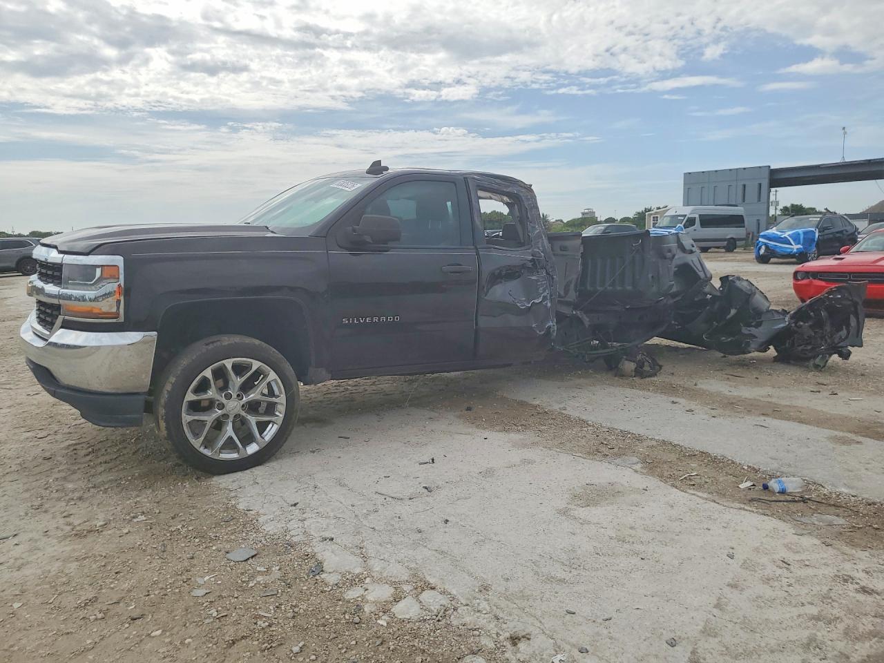 2017 CHEVROLET SILVERADO C1500 | 1GCRCNEH0HZ287258 | UPCARS