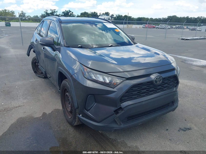 2019 TOYOTA RAV4 LE | JTMK1RFV1KD516067 | UPCARS