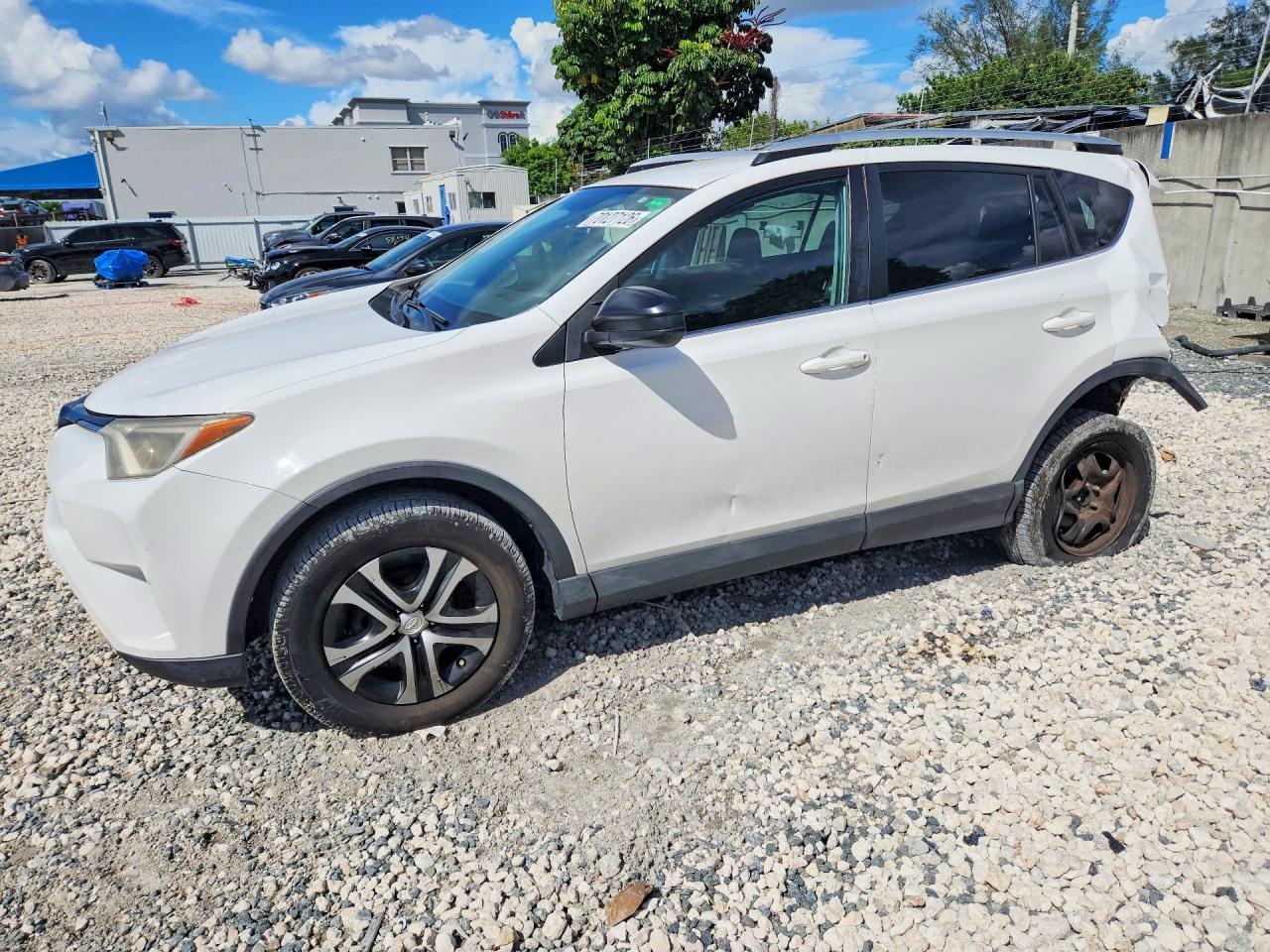 2016 TOYOTA RAV4 LE | 2T3ZFREV3GW241099 | UPCARS