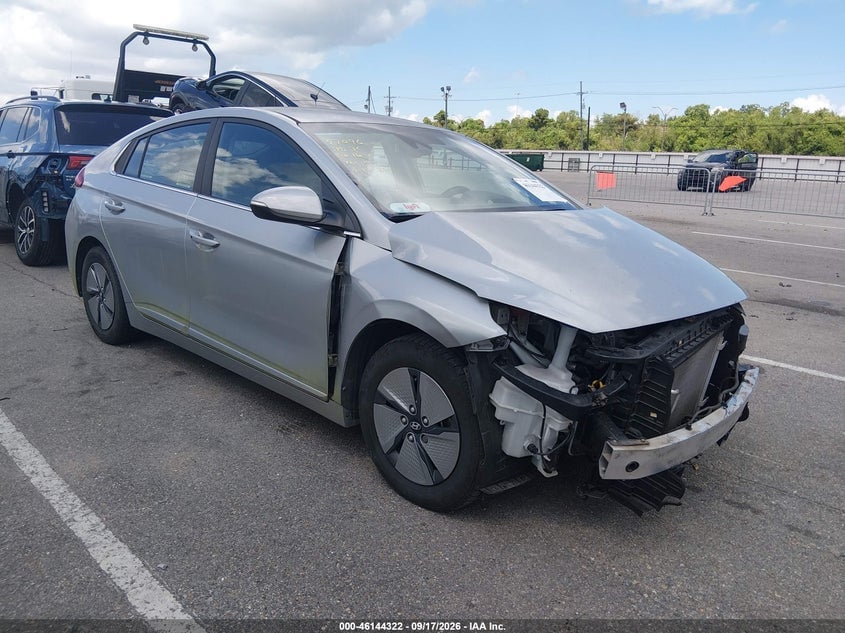 2021 HYUNDAI IONIQ HYBRID SE | KMHC75LC9MU256045 | UPCARS
