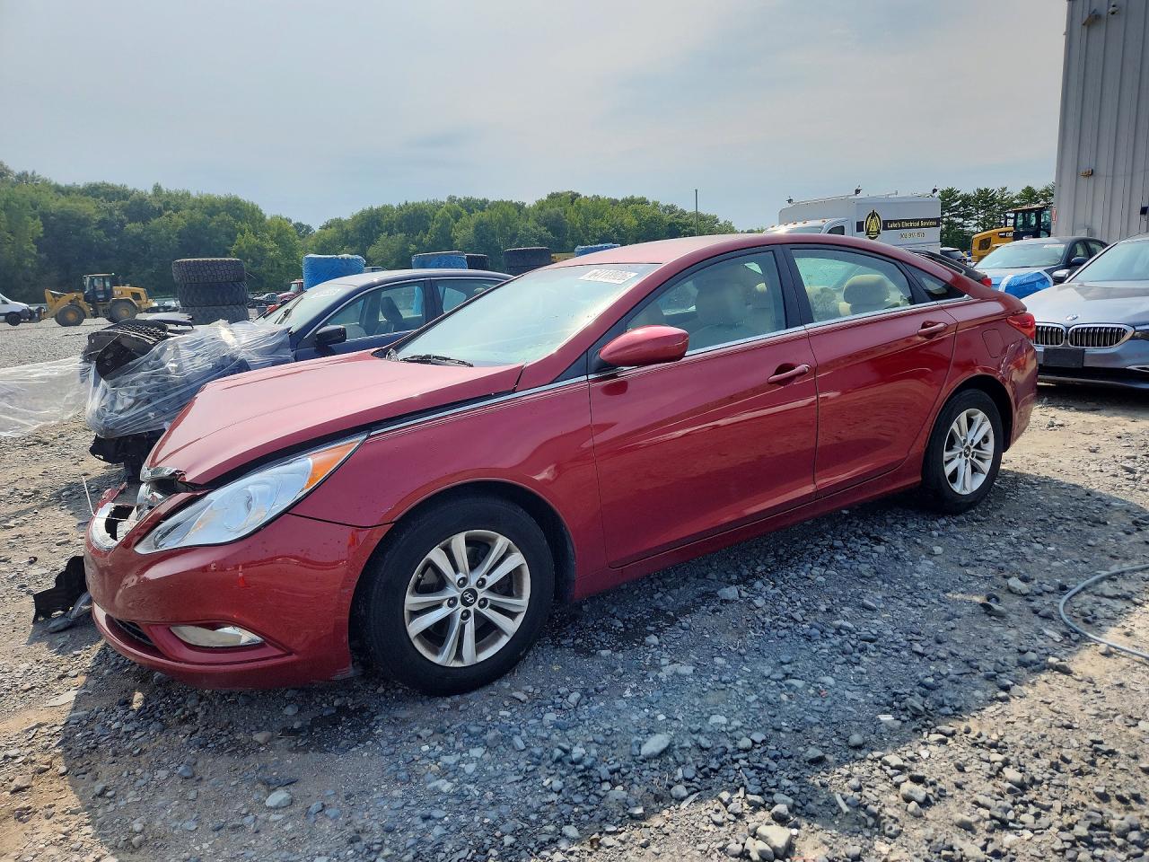 2013 HYUNDAI SONATA | 5NPEB4AC4DH532554 | UPCARS