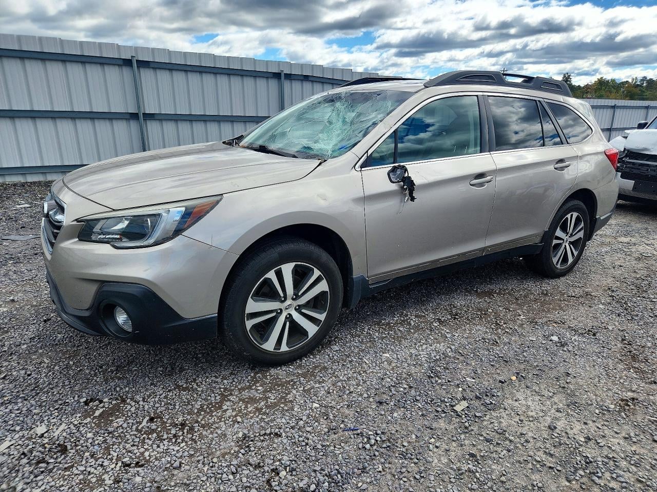 2018 SUBARU OUTBACK 2.5I LIMITED | 4S4BSAKC7J3356439 | UPCARS