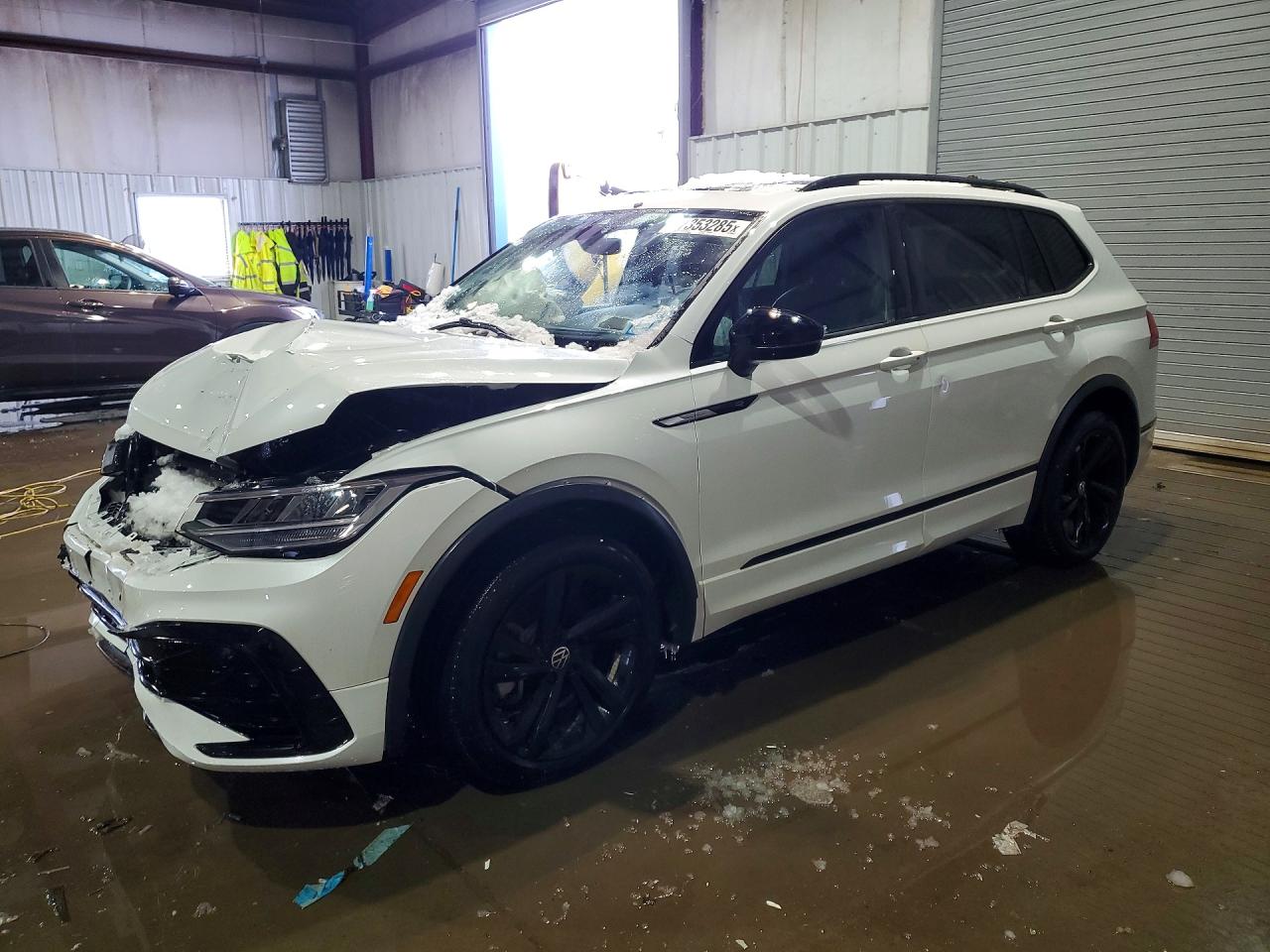 2024 VOLKSWAGEN TIGUAN SE R-LINE BLACK | 3VV8B7AX3RM060237 | UPCARS