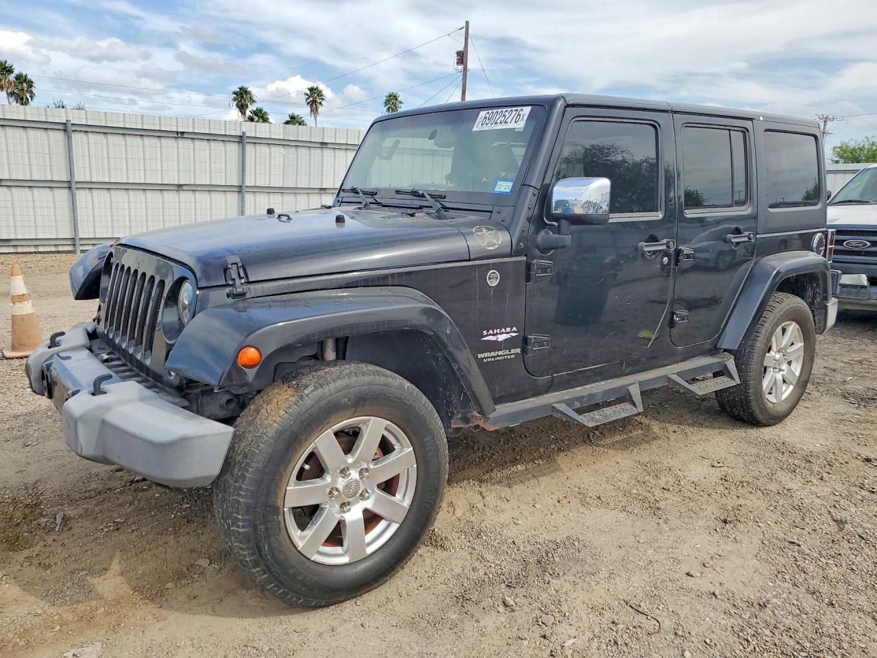 2016 JEEP WRANGLER SAHARA | 1C4BJWEG8GL144113 | UPCARS