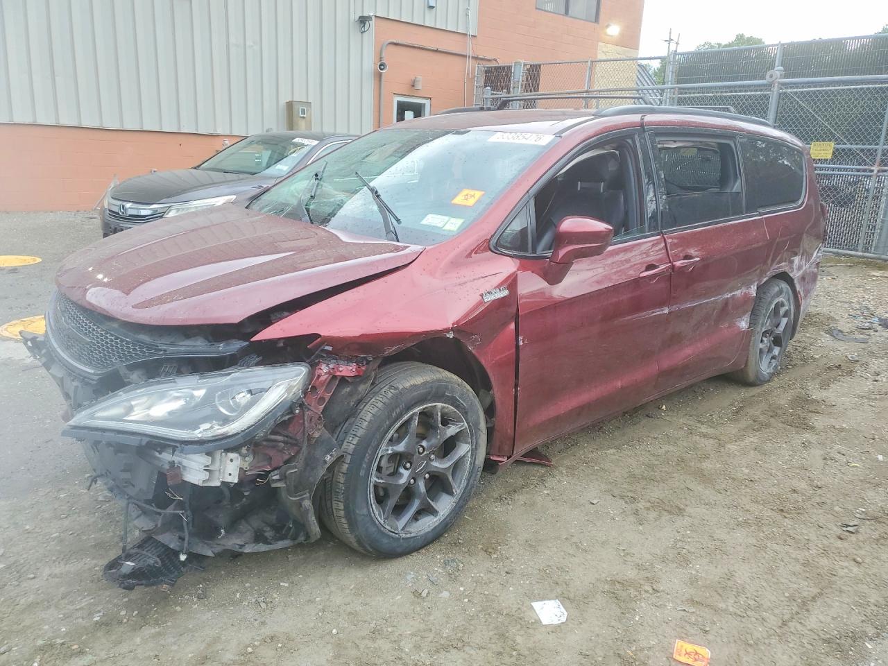 2019 CHRYSLER PACIFICA TOURING L | 2C4RC1BG1KR522627 | UPCARS