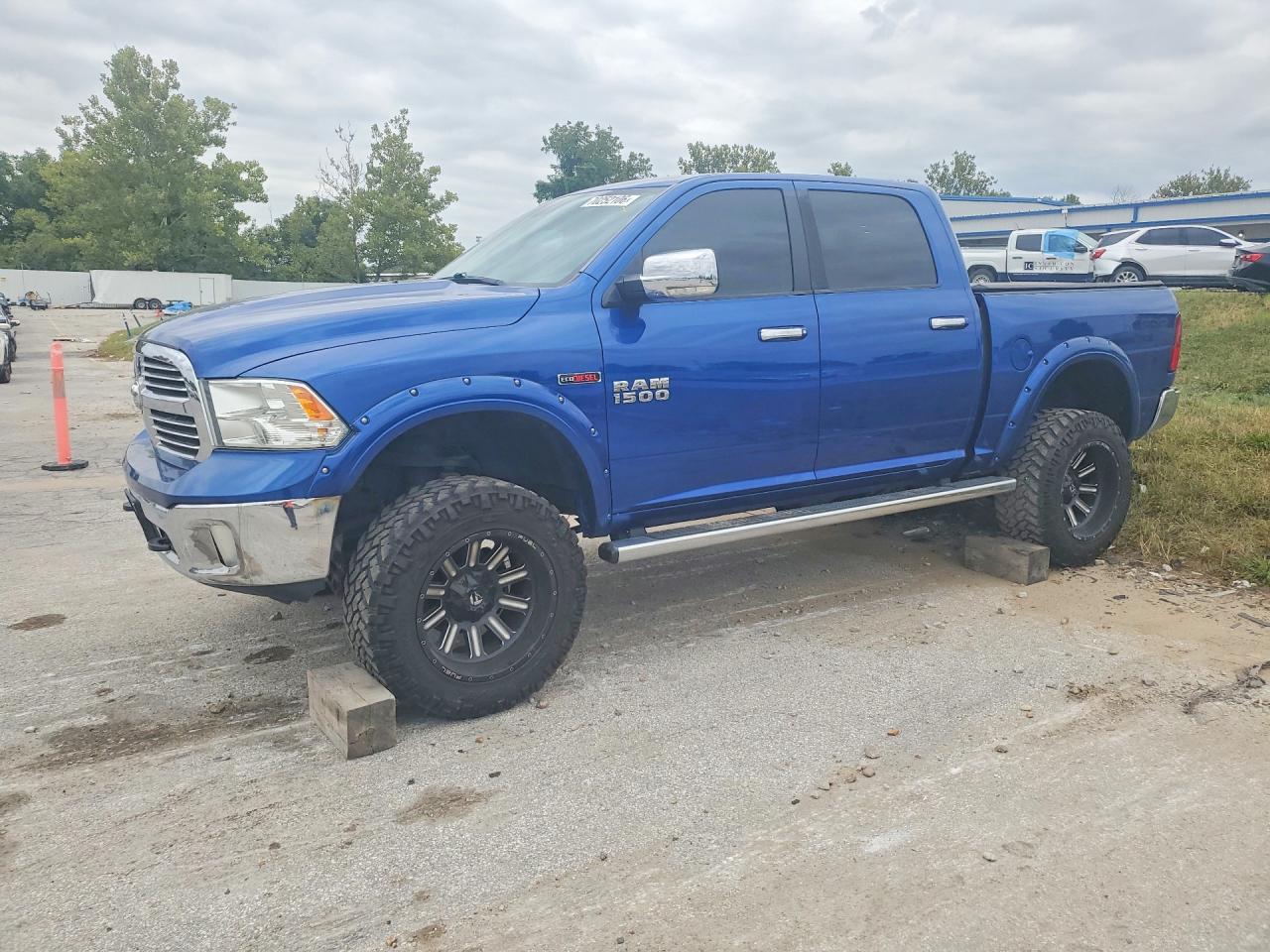2017 RAM 1500 SLT | 1C6RR7LM9HS519480 | UPCARS
