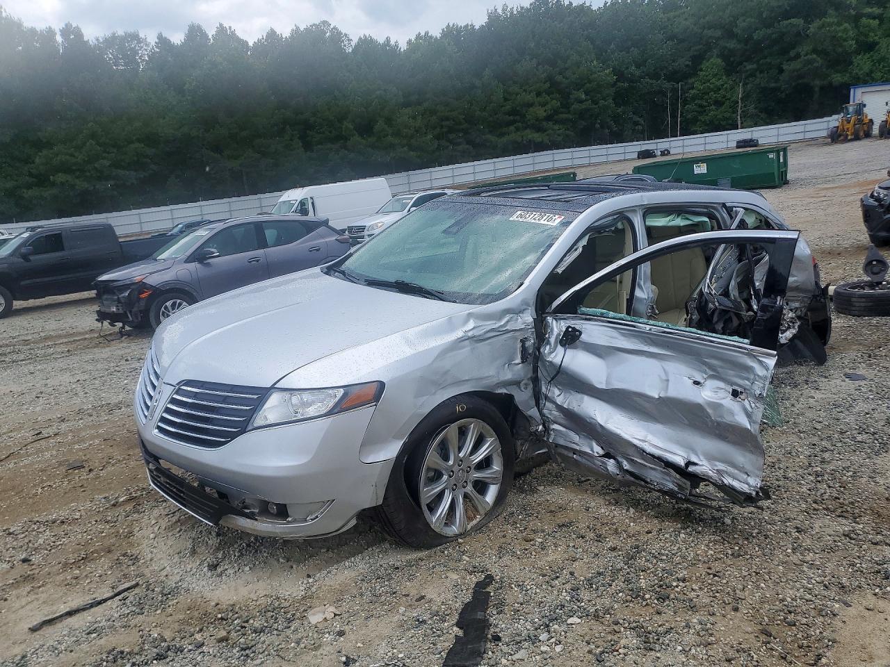 2017 LINCOLN MKT | 2LMHJ5FK4HBL00589 | UPCARS