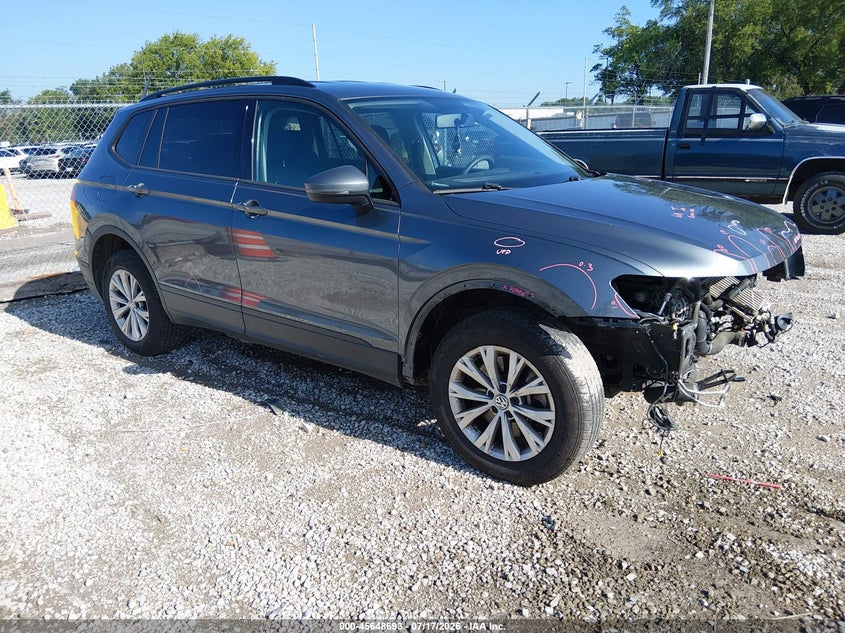 2018 VOLKSWAGEN TIGUAN 2.0T S | 3VV0B7AX9JM111869 | UPCARS