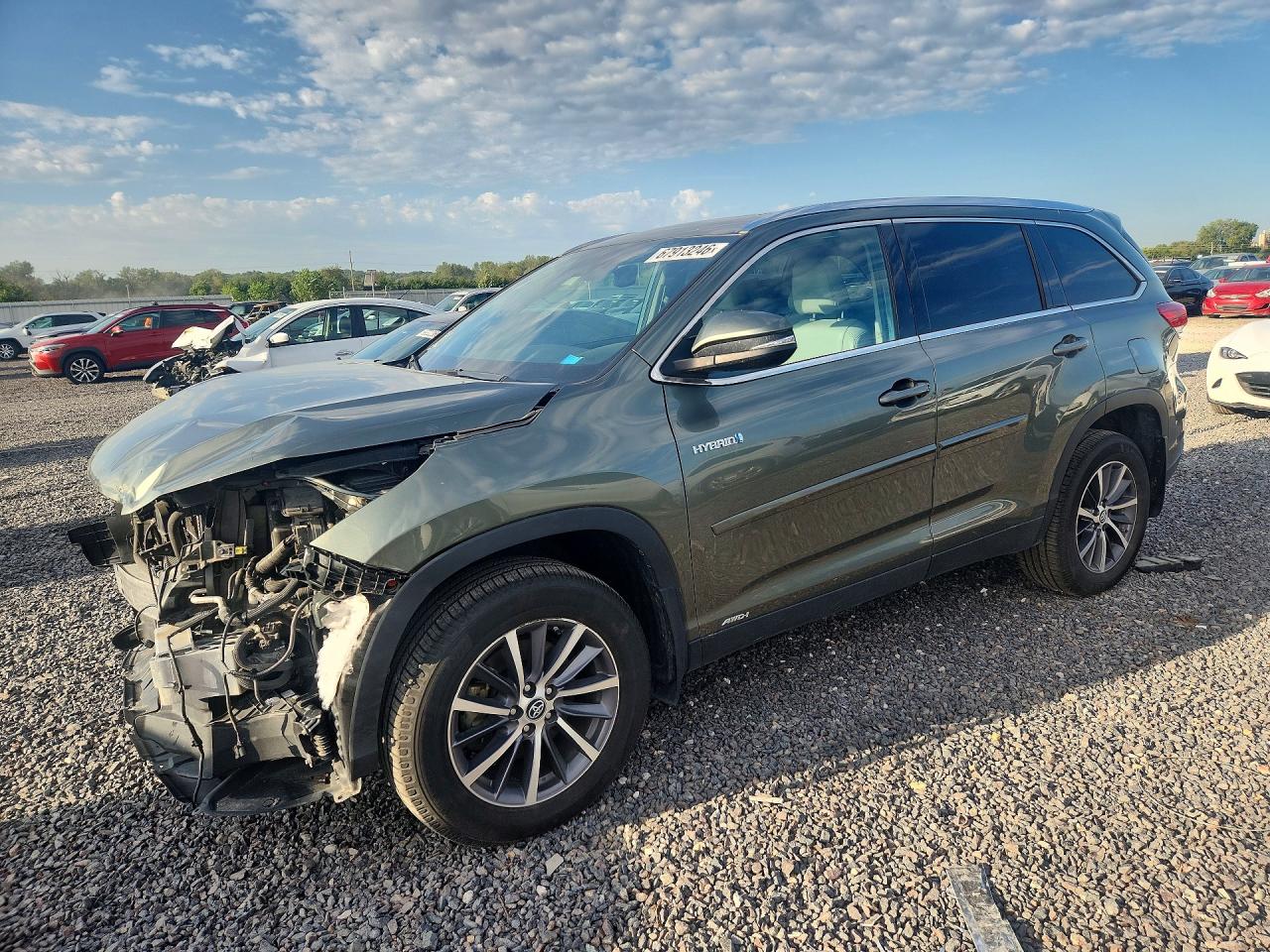 2019 TOYOTA HIGHLANDER XLE | 5TDJGRFH6KS069700 | UPCARS