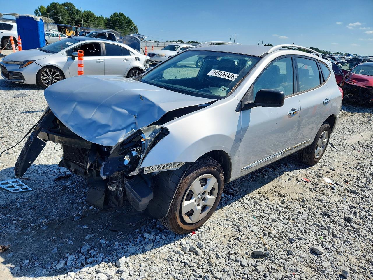 2015 NISSAN ROGUE S | JN8AS5MT4FW659869 | UPCARS