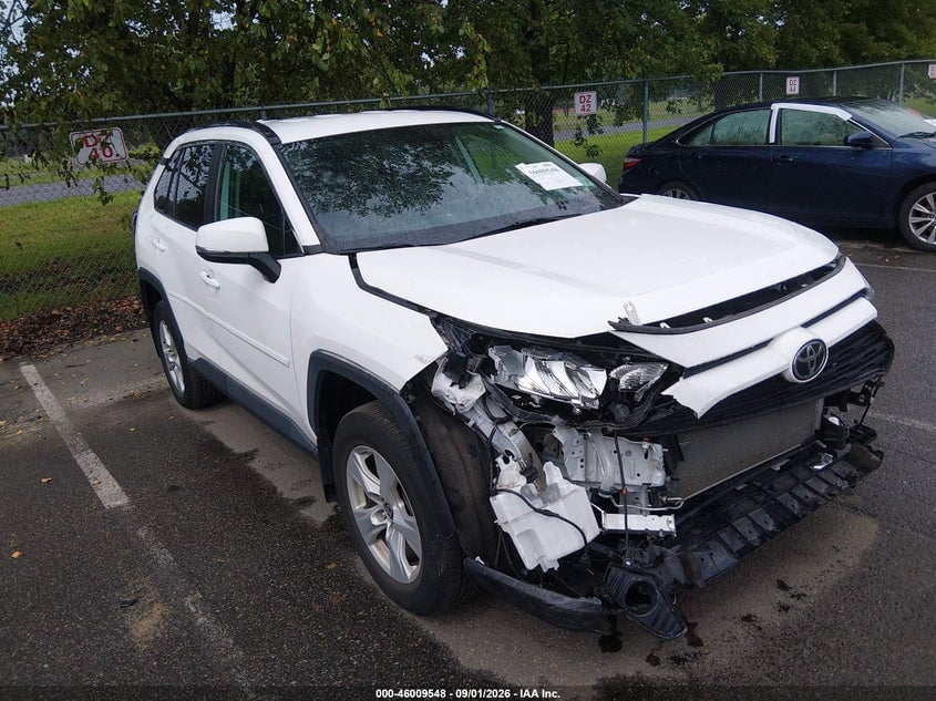 2021 TOYOTA RAV4 XLE | 2T3P1RFV0MC234063 | UPCARS