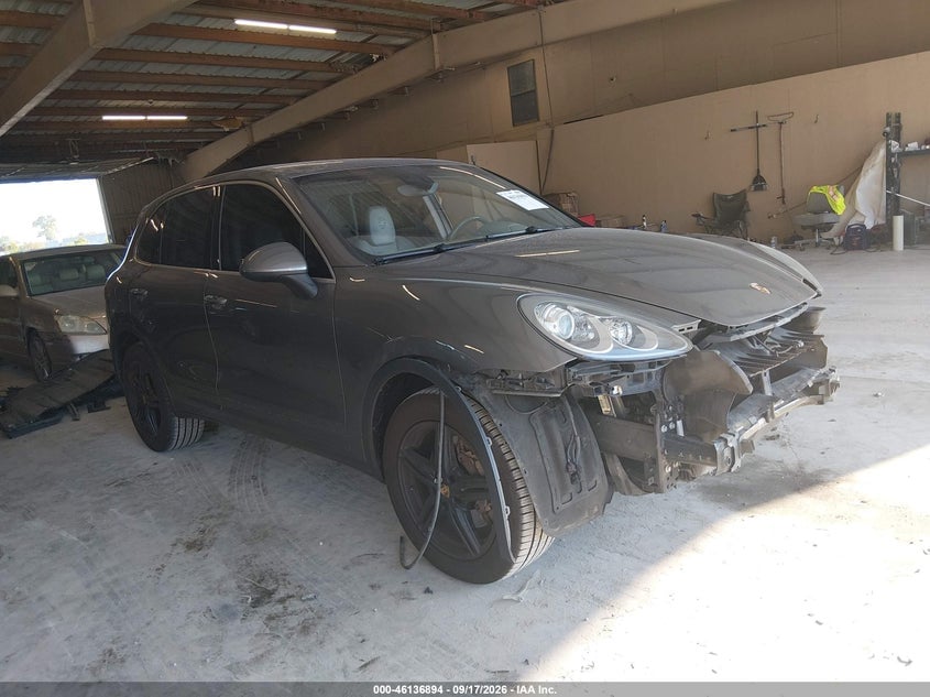 2014 PORSCHE CAYENNE PLATINUM EDITION | WP1AA2A26ELA94497 | UPCARS