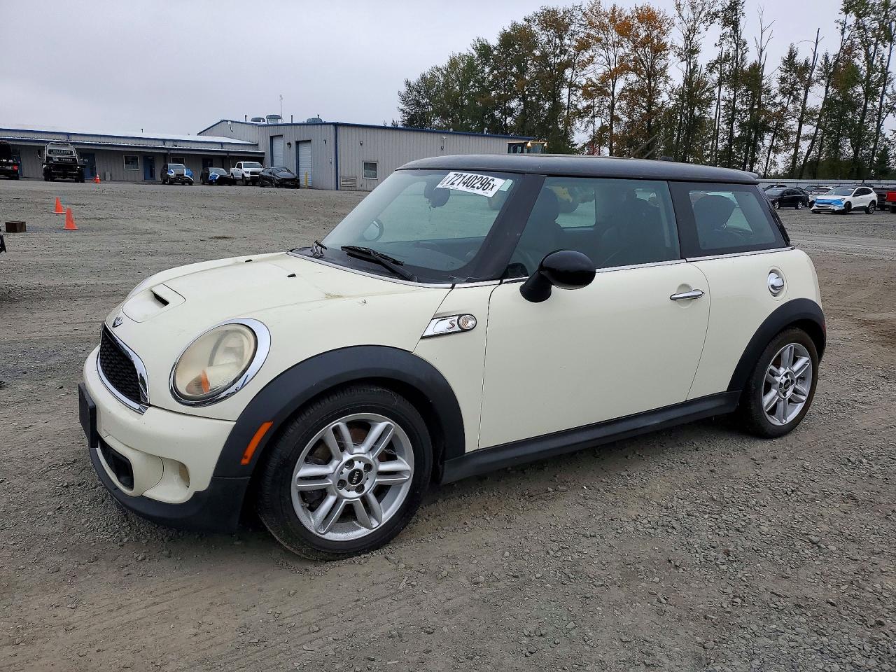 2011 MINI COOPER S | WMWSV3C52BTY10960 | UPCARS