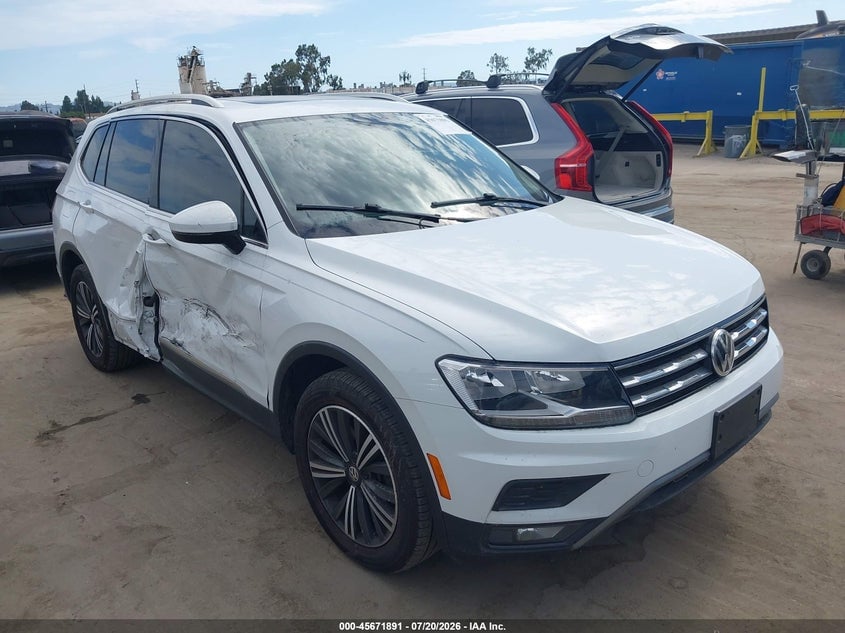 2018 VOLKSWAGEN TIGUAN 2.0T SE/2.0T SEL | 3VV3B7AX9JM063934 | UPCARS