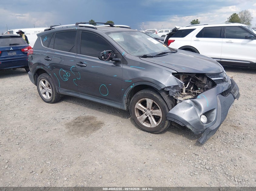 2013 TOYOTA RAV4 XLE | JTMRFREV0DD042830 | UPCARS