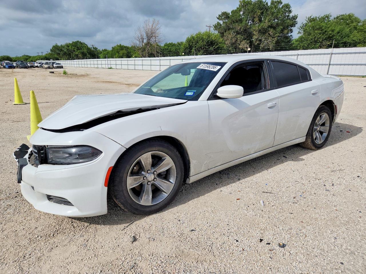 2015 DODGE CHARGER SE | 2C3CDXBG0FH907943 | UPCARS