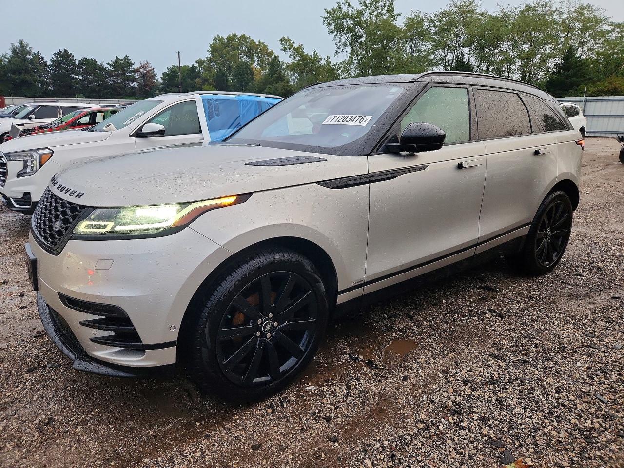 2019 LAND ROVER RANGEROVE R-DYNAMIC SE | SALYL2EX9KA794756 | UPCARS