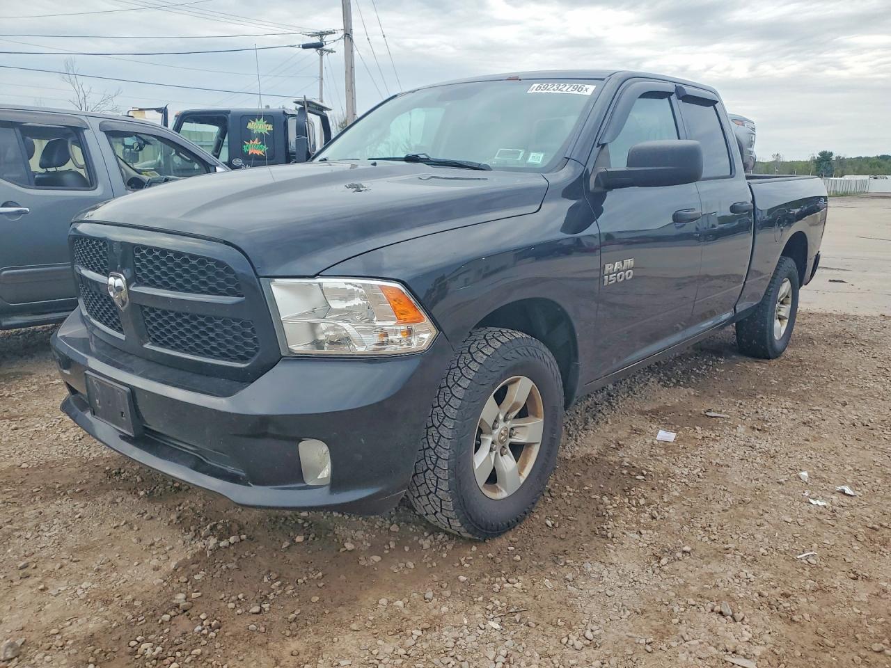 2017 RAM 1500 ST | 1C6RR7FG8HS699489 | UPCARS