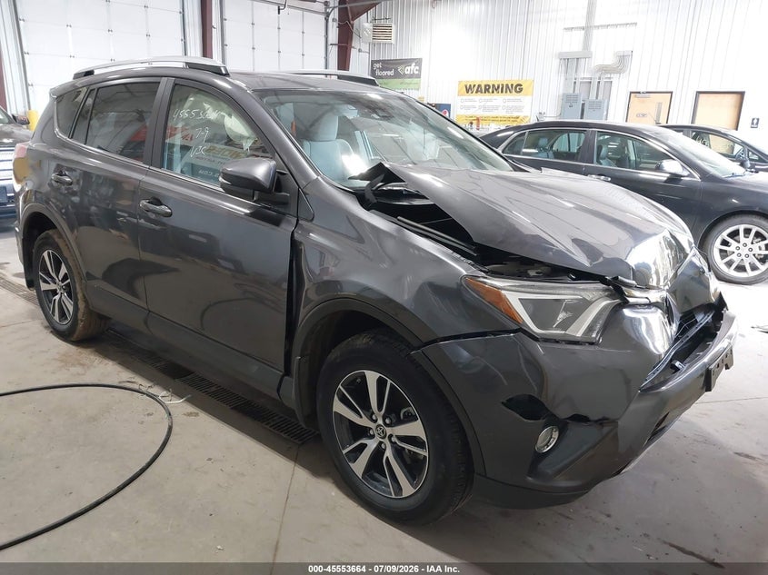 2018 TOYOTA RAV4 XLE | JTMRFREV1JJ732535 | UPCARS