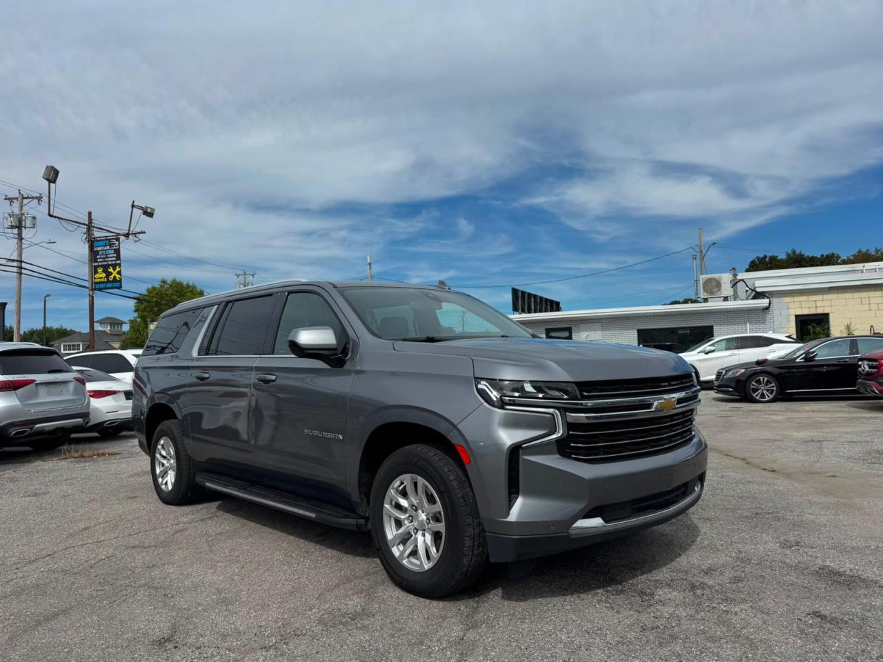 2022 CHEVROLET SUBURBAN C1500 LT | 1GNSCCKD3NR192820 | UPCARS