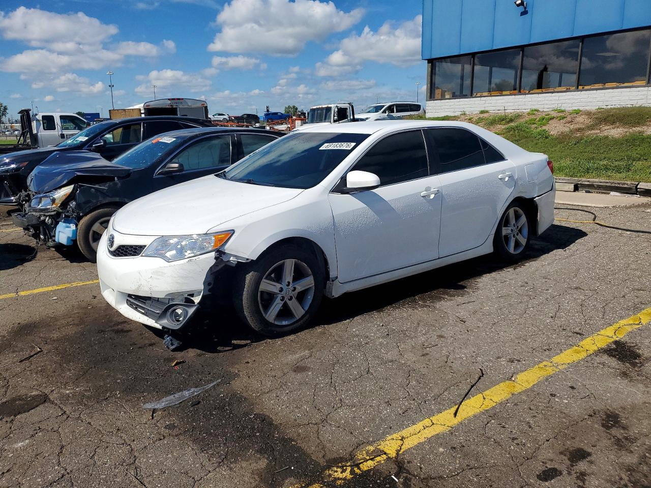 2014 TOYOTA CAMRY SE | 4T1BF1FK0EU351668 | UPCARS