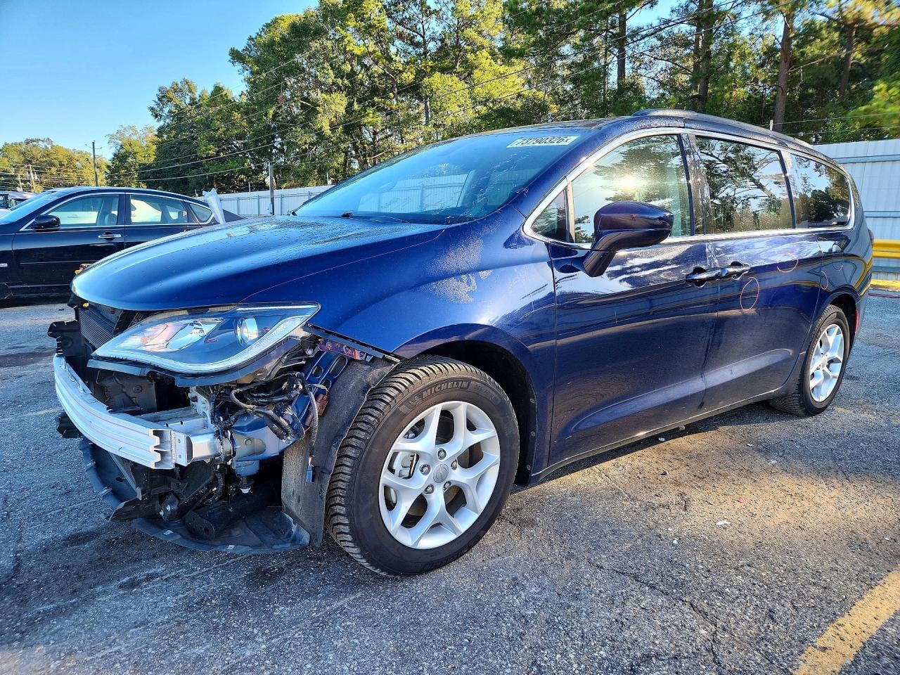 2018 CHRYSLER PACIFICA TOURING PLUS | 2C4RC1FG2JR129017 | UPCARS