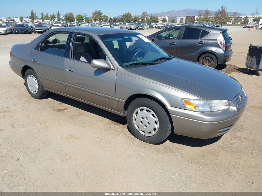 1998 TOYOTA CAMRY LE | 4T1BG22K8WU266538 | UPCARS