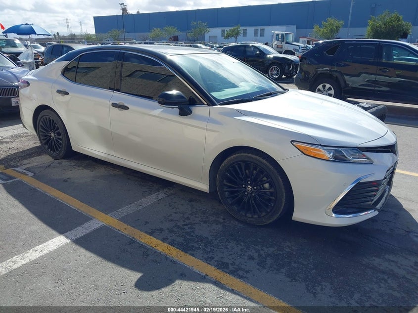 2022 TOYOTA CAMRY XLE HYBRID | 4T1F31AK0NU582085 | UPCARS