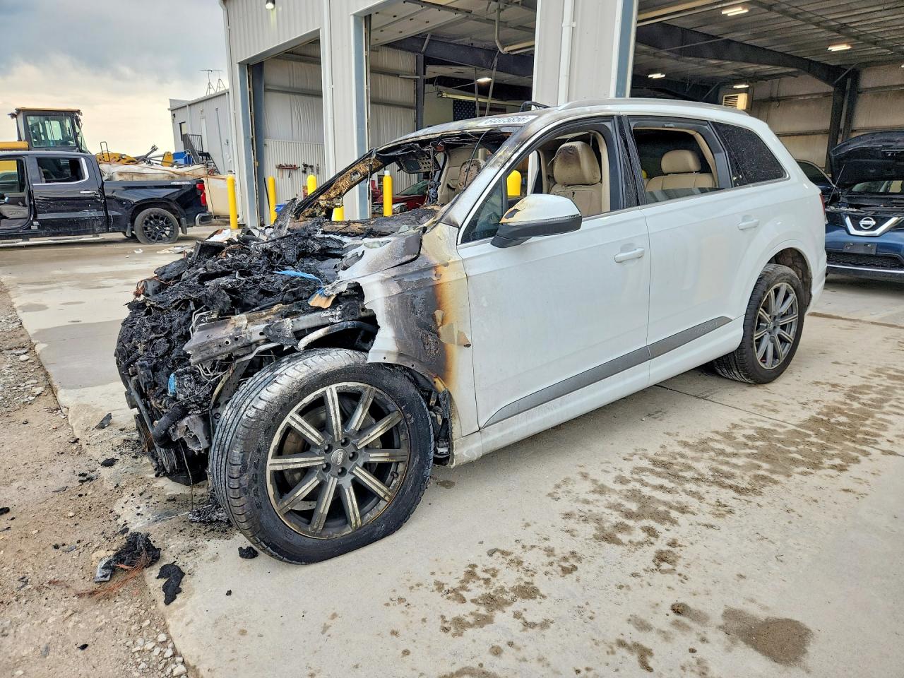 2017 AUDI Q7 PREMIUM PLUS | WA1LAAF79HD035672 | UPCARS