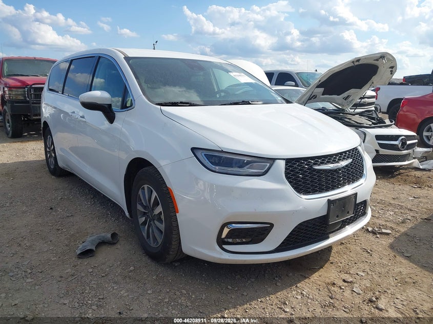 2023 CHRYSLER PACIFICA HYBRID TOURING L | 2C4RC1L76PR614225 | UPCARS