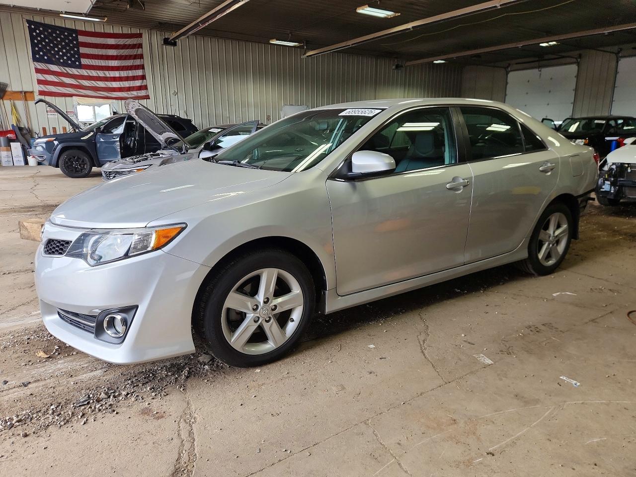 2014 TOYOTA CAMRY SE | 4T1BF1FK0EU808074 | UPCARS