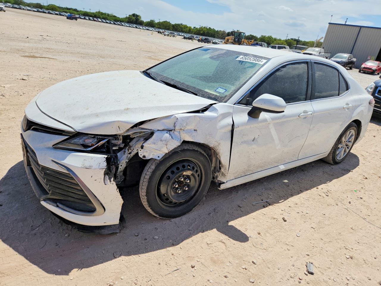 2021 TOYOTA CAMRY LE | 4T1C11AK9MU581573 | UPCARS