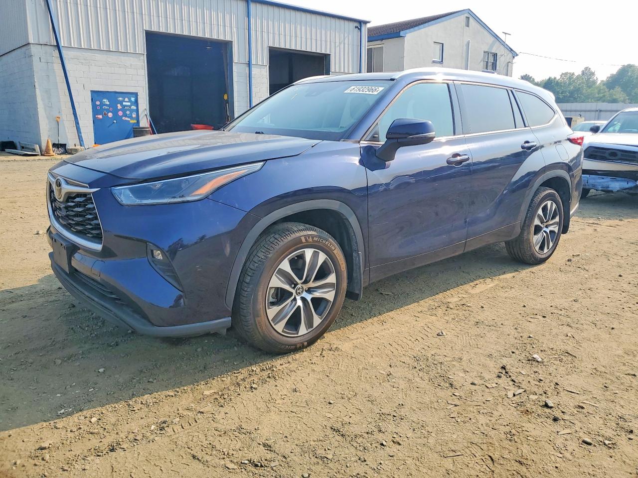 2021 TOYOTA HIGHLANDER XLE | 5TDGZRBH2MS557796 | UPCARS