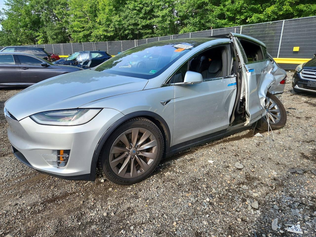 2018 TESLA MODEL X | 5YJXCAE22JF101260 | UPCARS