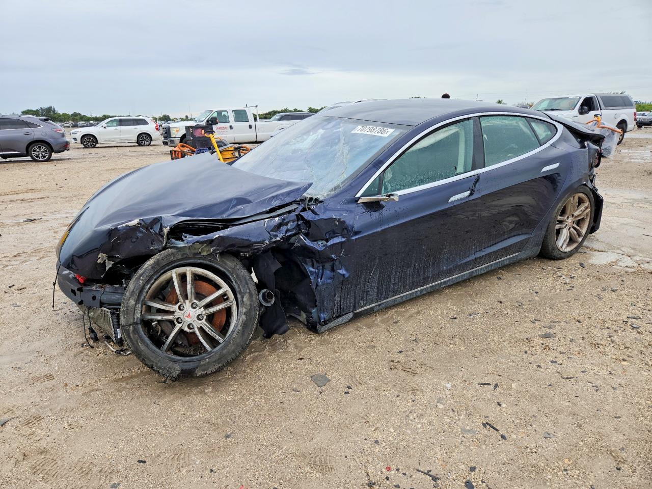 2015 TESLA MODEL S 85D | 5YJSA1H25FFP77950 | UPCARS