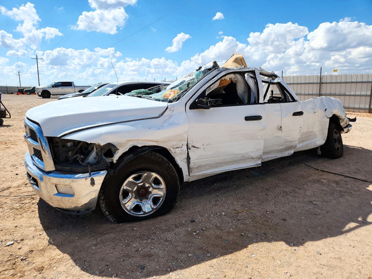2017 RAM 2500 ST | 3C6UR5HL4HG589359 | UPCARS